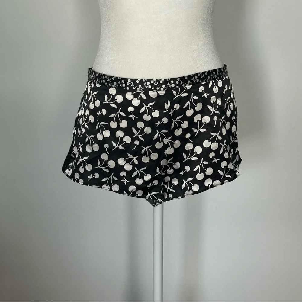 Victoria’s‎ Secret Cherry Print Satin Pajama Shorts Black White Lace Medium